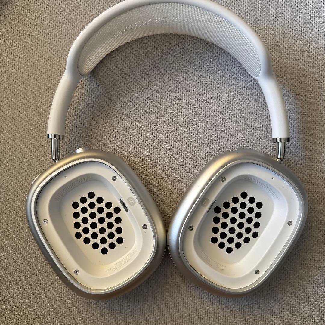 AirPods Max シルバー 本体 使用期間2ヶ月ほど