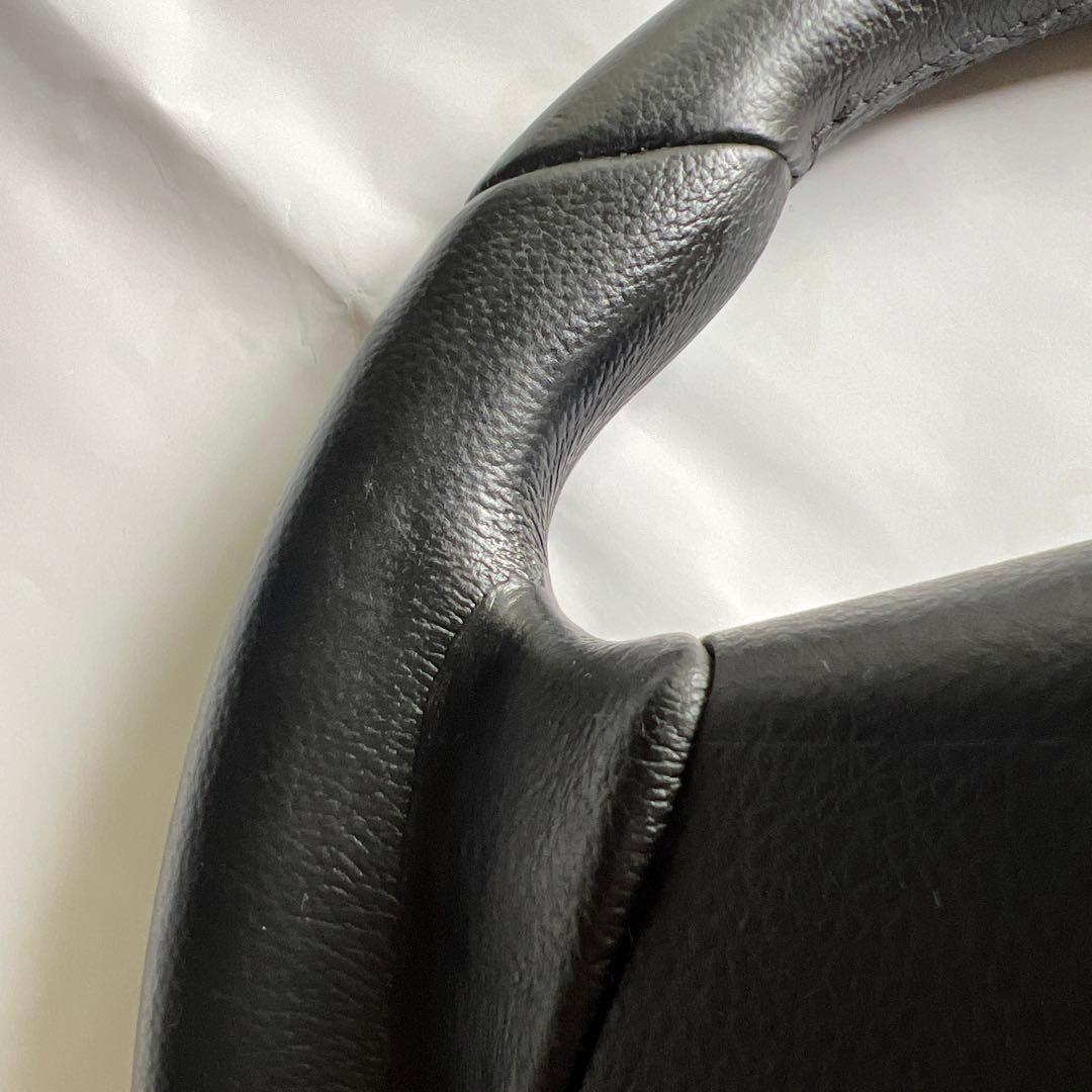 美品 本革 momo ステアリング モモステ