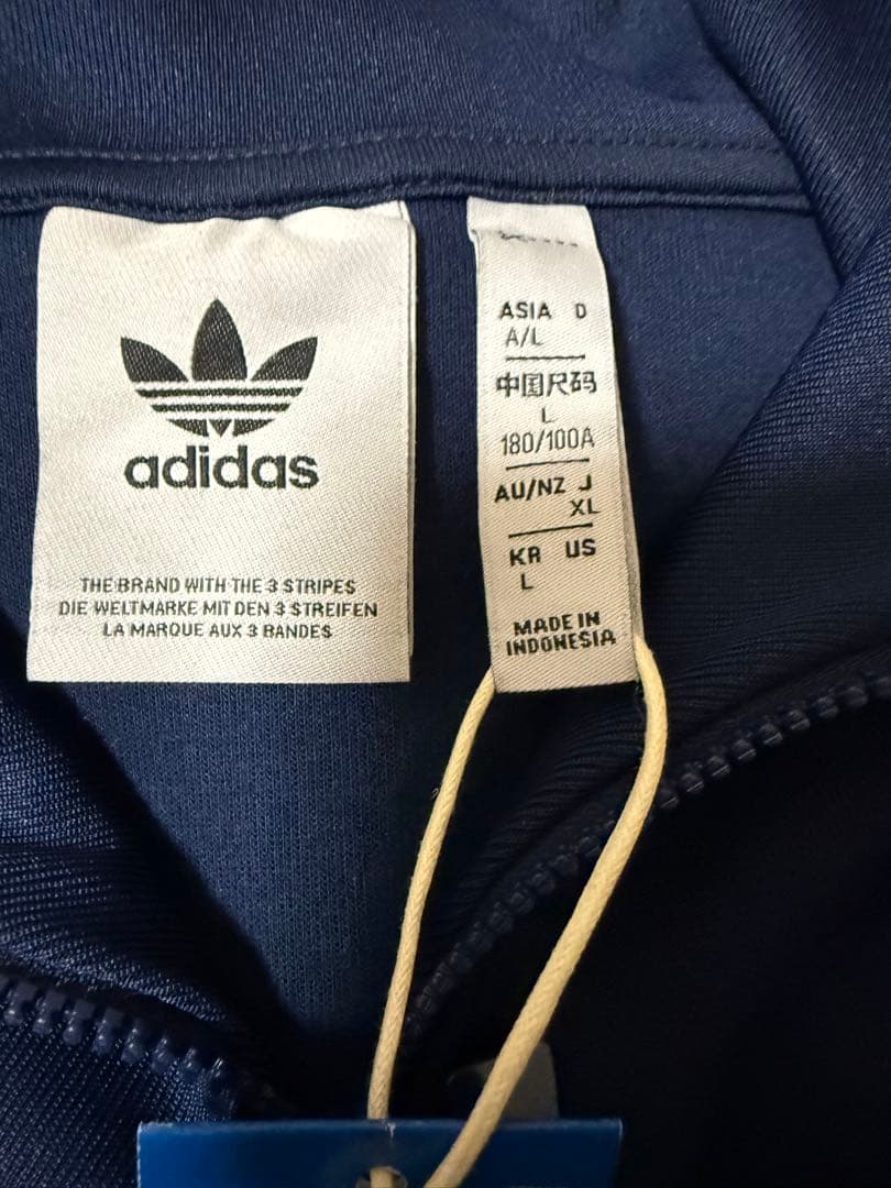 新品アディダス ファンネルネックトラックトップ　XL