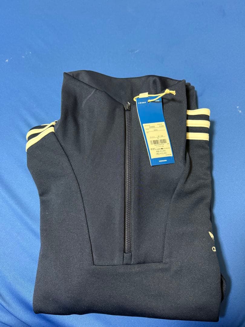 新品アディダス ファンネルネックトラックトップ　XL