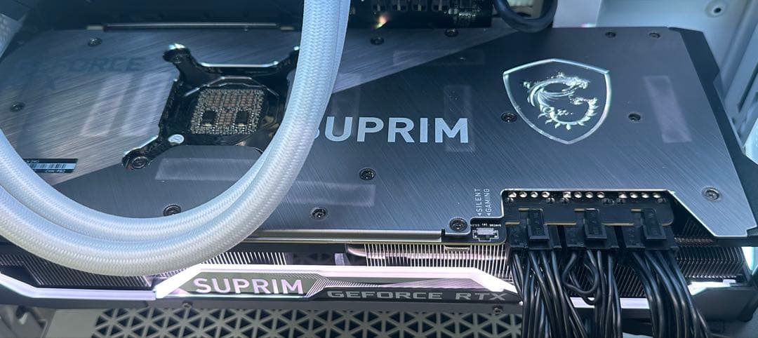 MSI RTX3090 SUPRIM X 24G 動作品