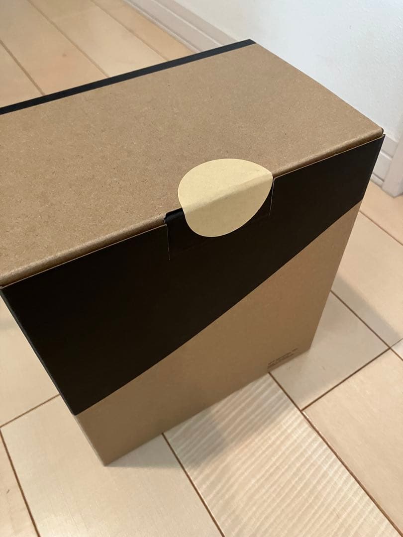 nwm ONE オンイヤースピーカー MBH001WA ライトグレー　新品未開封