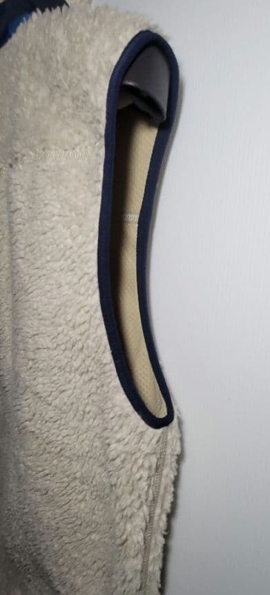 パタゴニア　レトロXベスト　Sサイズ　ベージュxネイビー