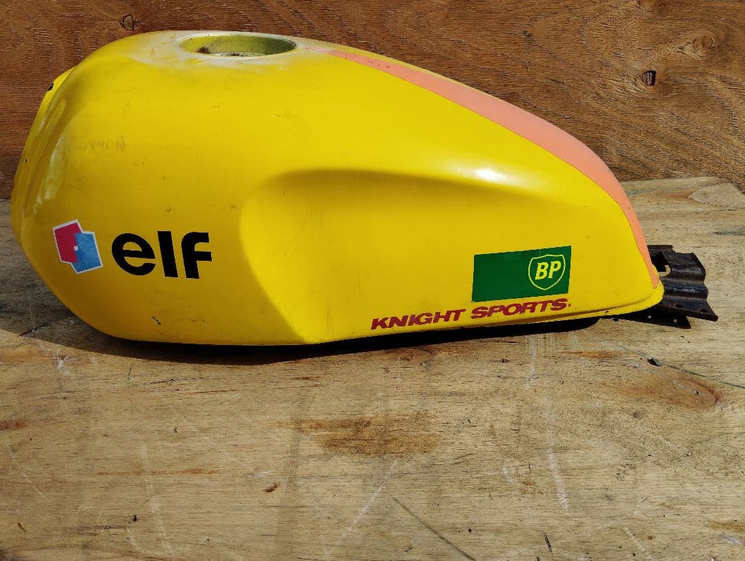 ゴールデンウィーク特別価格！YAMAHA！！xjr400 4hmタンク