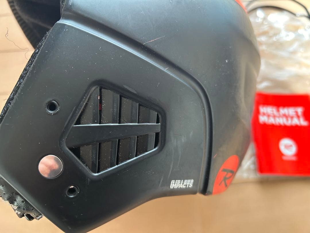 ロシニョール　ヘルメット