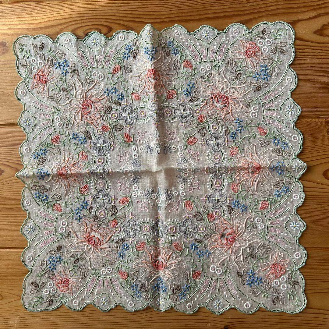 スワトウ 刺繍 ハンカチ 花柄　3枚セット