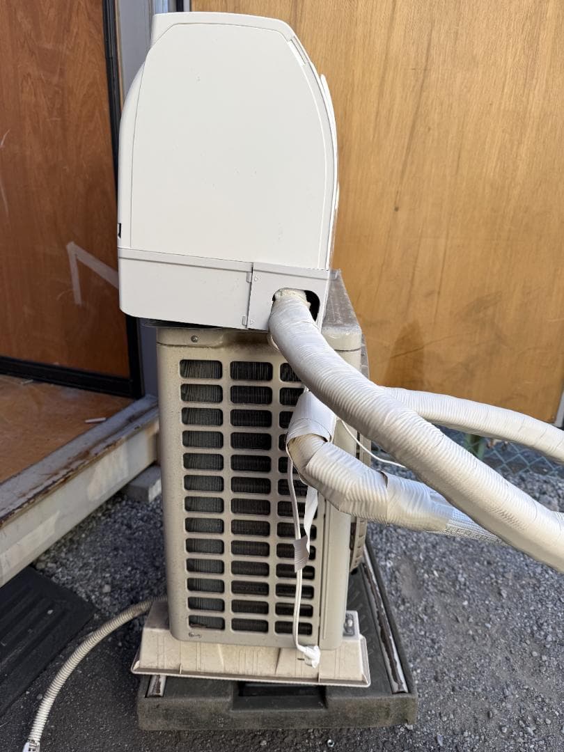 日立 ルームエアコン 白くまくん RAS-KW22J 2020年製 6畳用