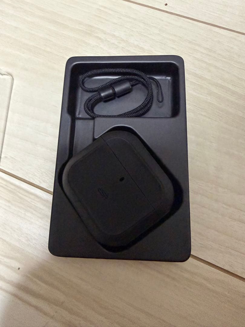 AirPods 4世代　ノイズキャンセリング搭載モデル　ケース付き