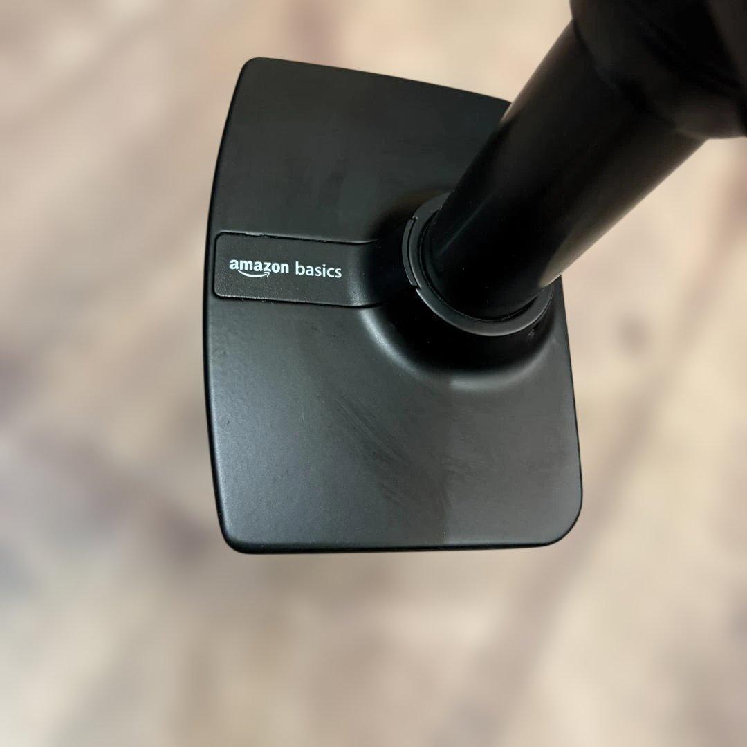 Amazonベーシック モニターアーム エルゴトロン　 シングル