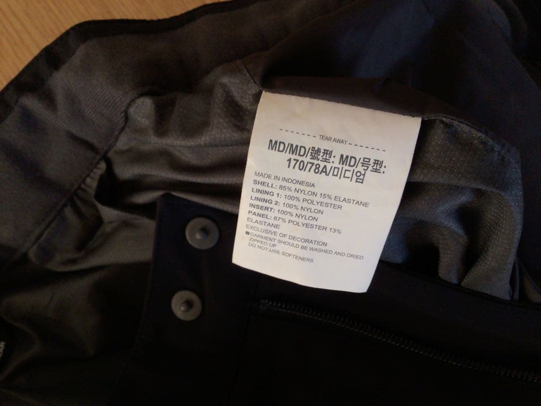 ⚠️アンダーアーマー　スノーパンツブラック　サイズMD新古品