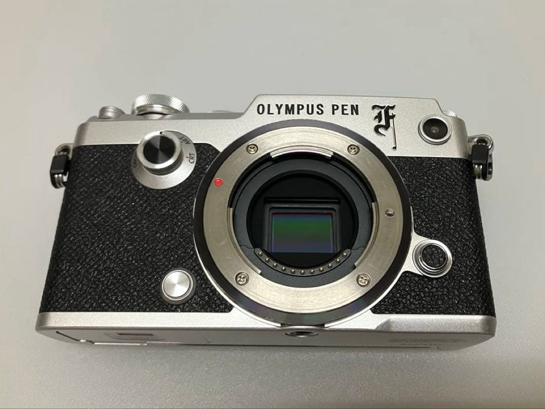 オリンパス OLYMPUS PEN-F シルバー レンズセット【おまけ多数】