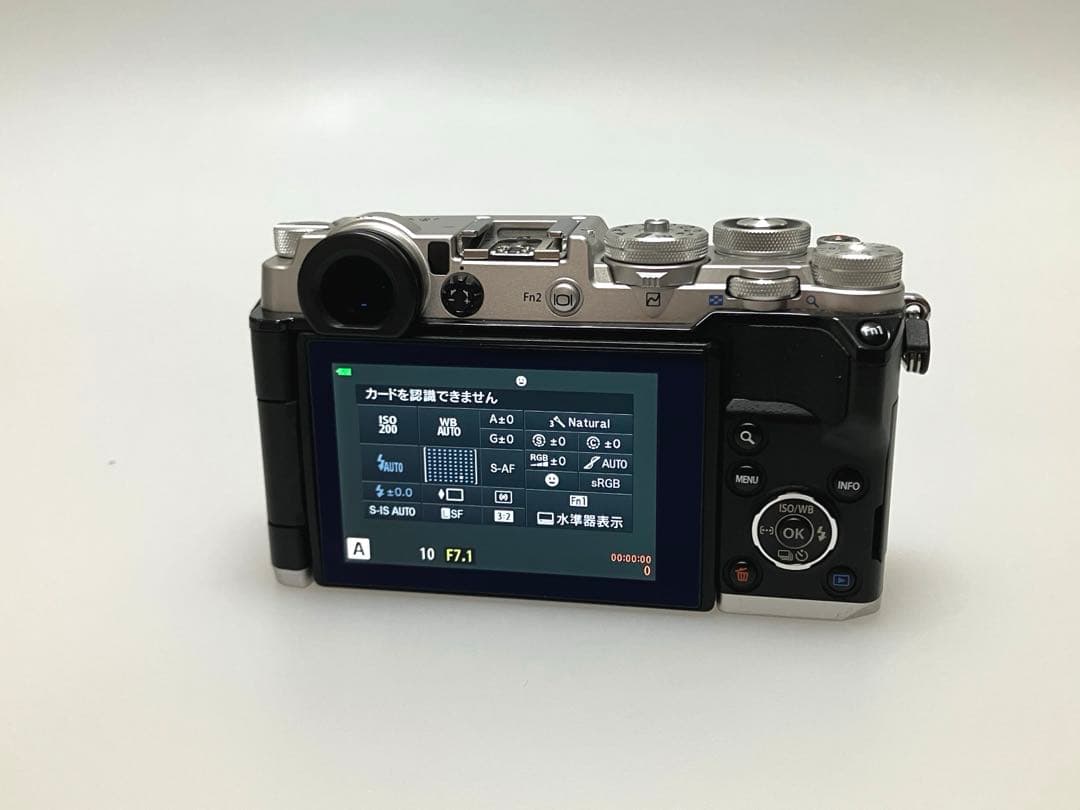 オリンパス OLYMPUS PEN-F シルバー レンズセット【おまけ多数】