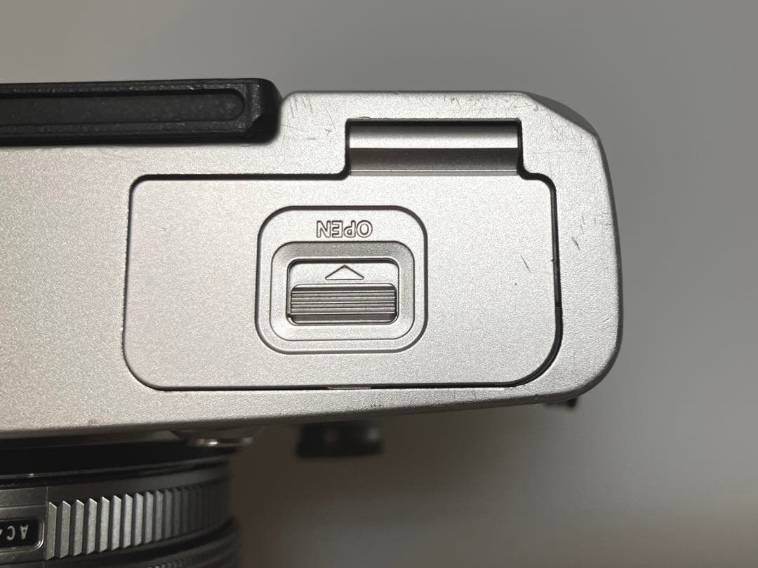 オリンパス OLYMPUS PEN-F シルバー レンズセット【おまけ多数】