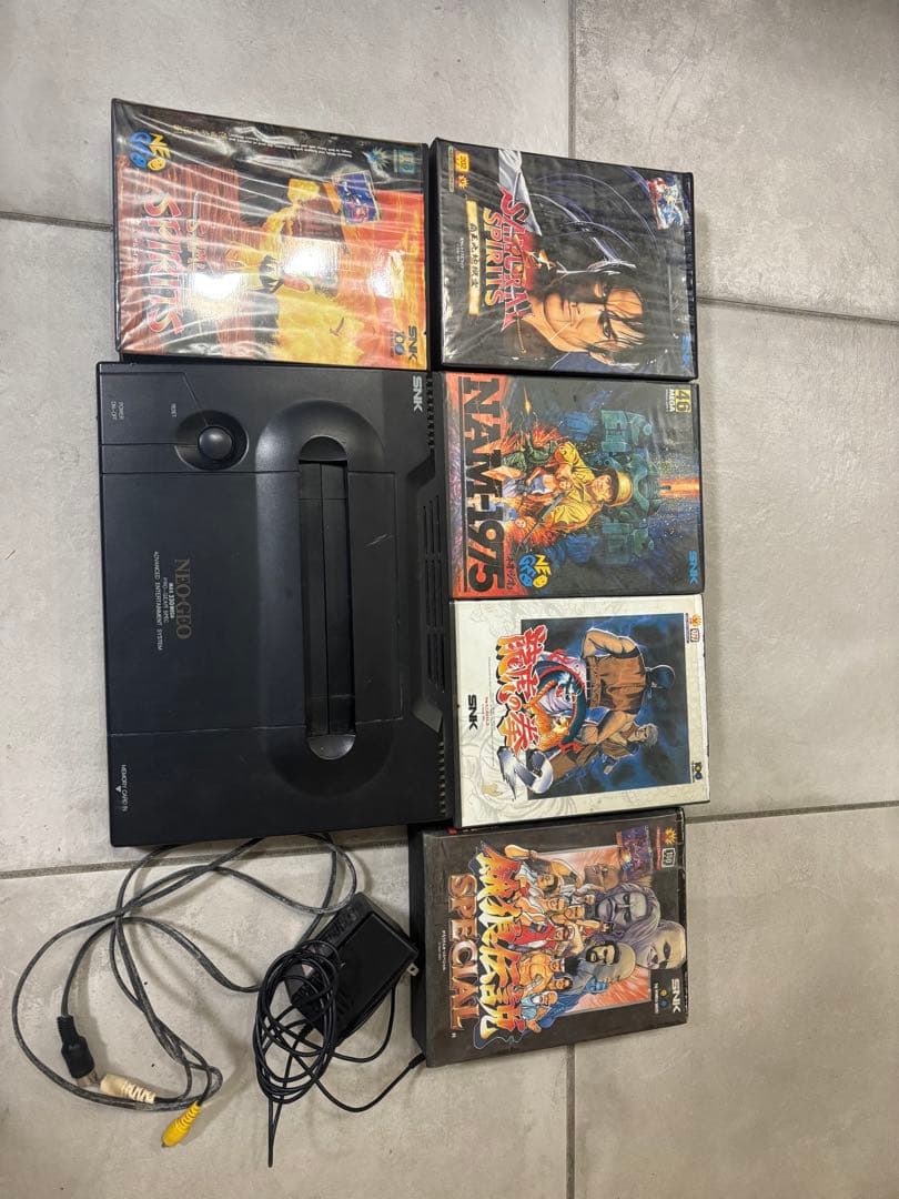 あ*か様 ネオジオ　ROM ソフト　本体　ジャンク扱い