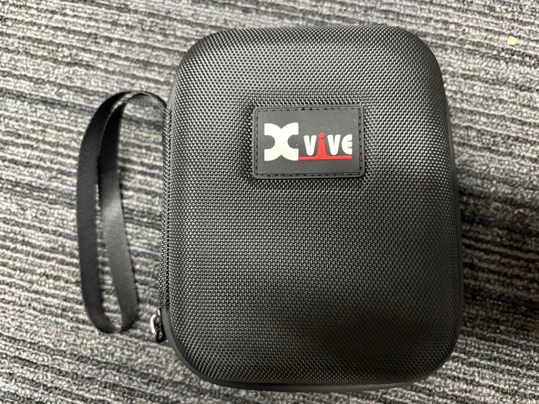 Xvive U4 ワイヤレスインイヤーモニター 専用ハードケース付き
