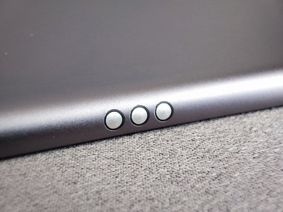 iPad Air 第3世代 64GB Cellular 本体＋ケース