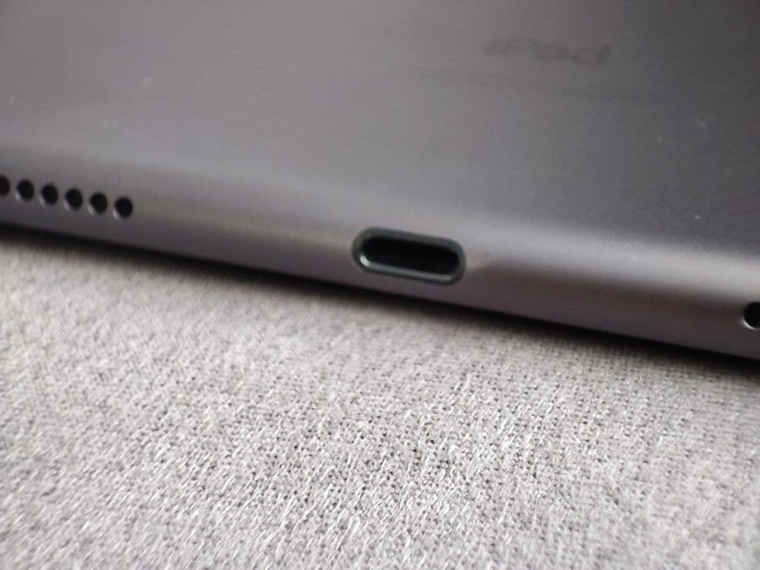 iPad Air 第3世代 64GB Cellular 本体＋ケース