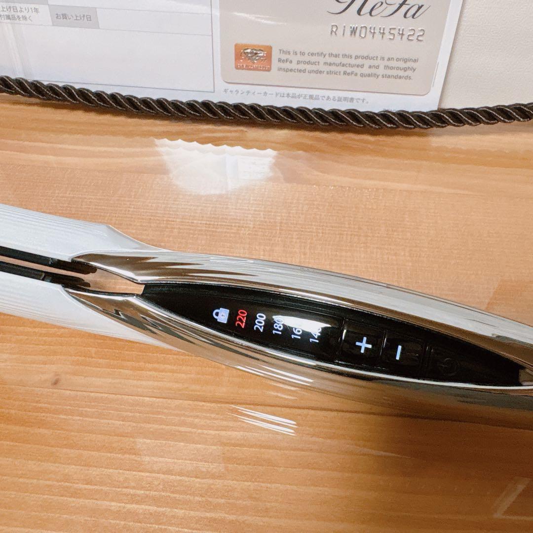 【 り 出品】リファビューテックストレートアイロン