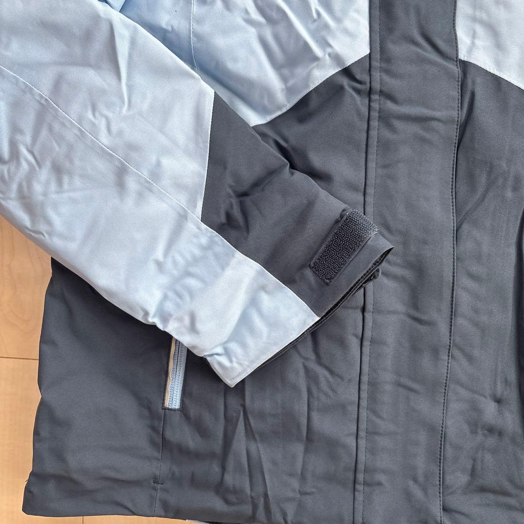 美品：フィンランドHALTI スノーボードスキーウェア