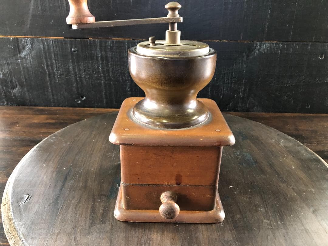レトロ 手挽きコーヒーミル イタリア製