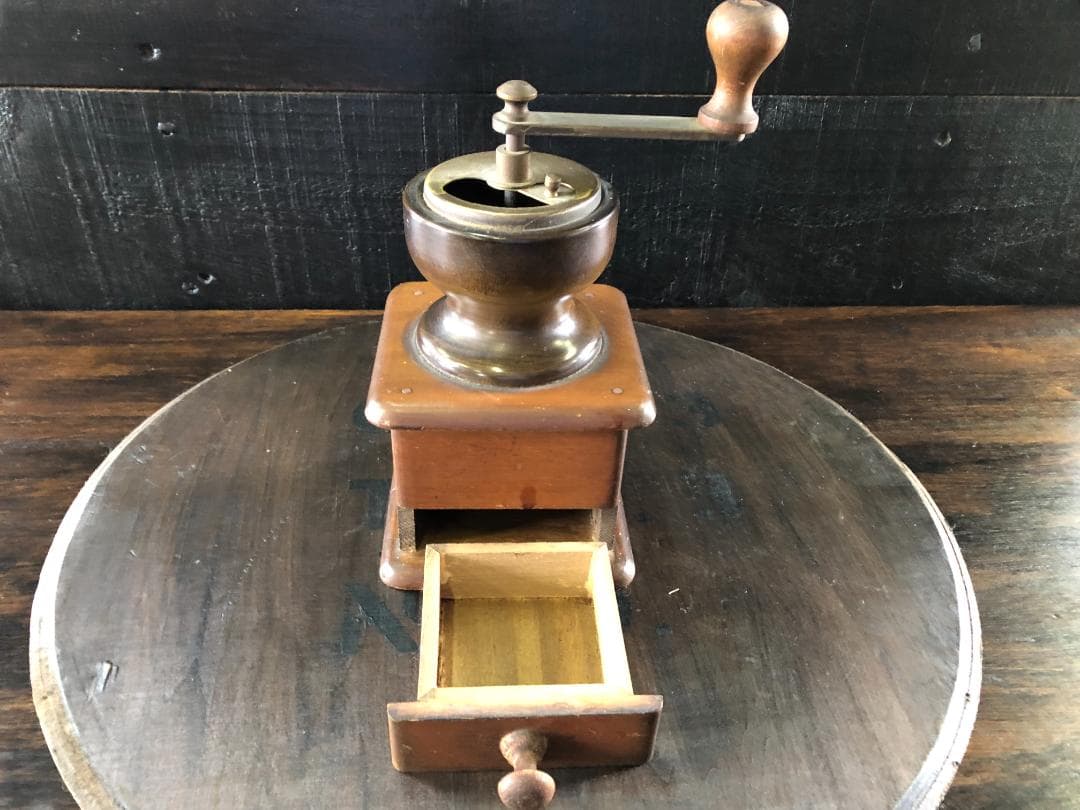 レトロ 手挽きコーヒーミル イタリア製