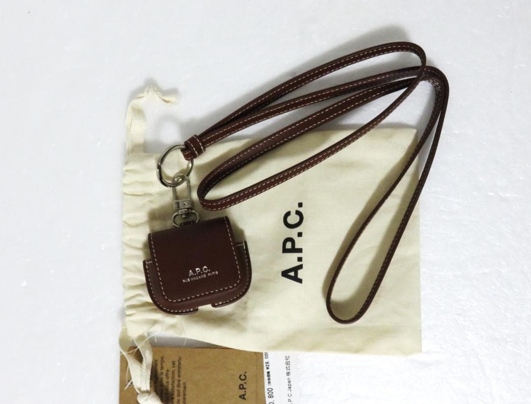 定価3万 A.P.C. Airpods Case Max 3eme ブラウン