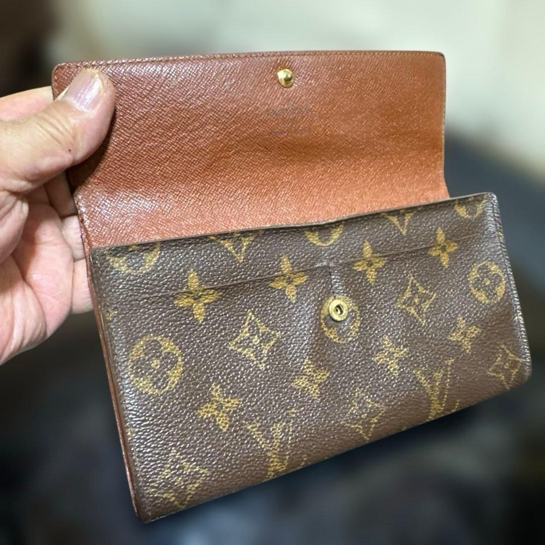 24☆良品☆カード2枚タイプ♪サラ長財布