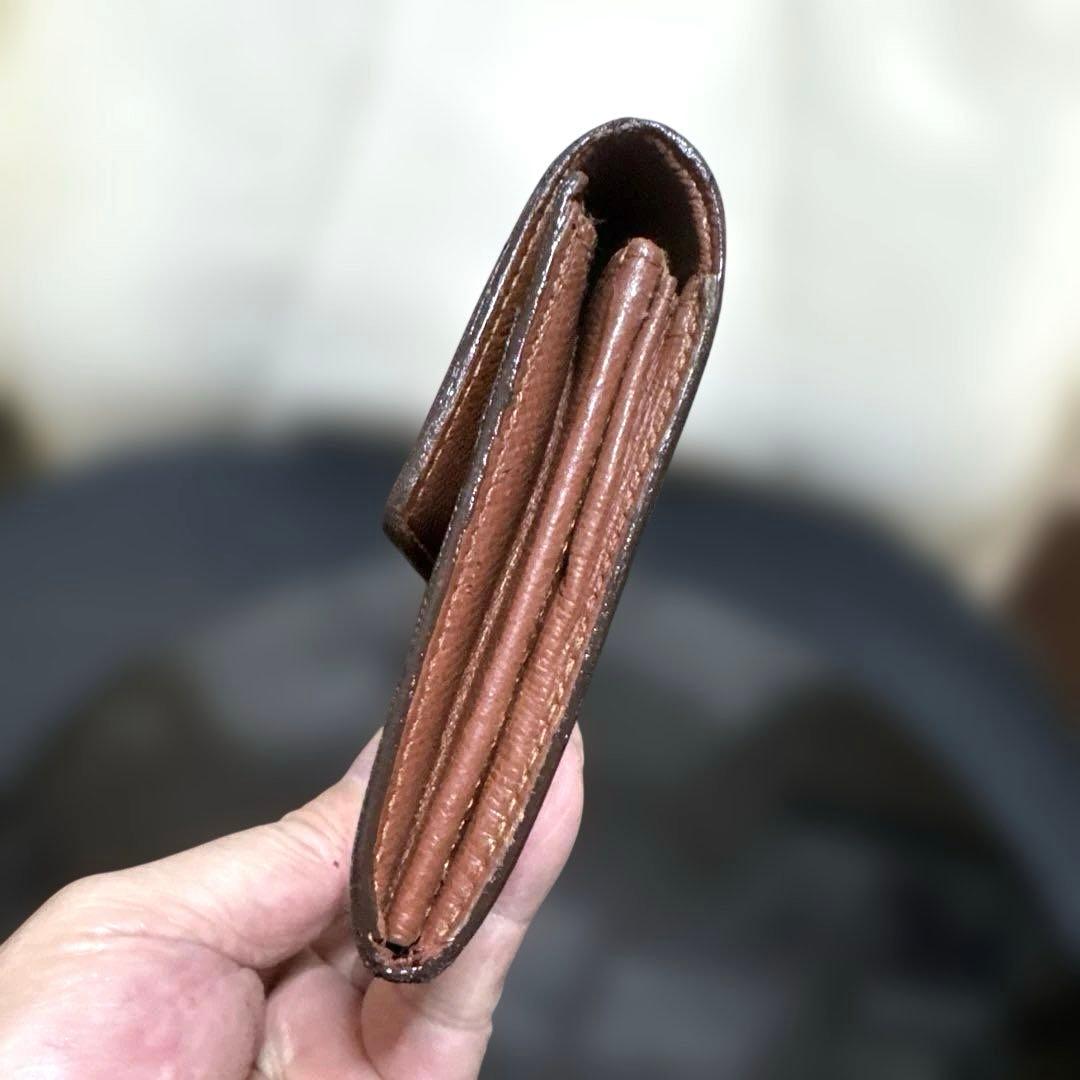 24☆良品☆カード2枚タイプ♪サラ長財布