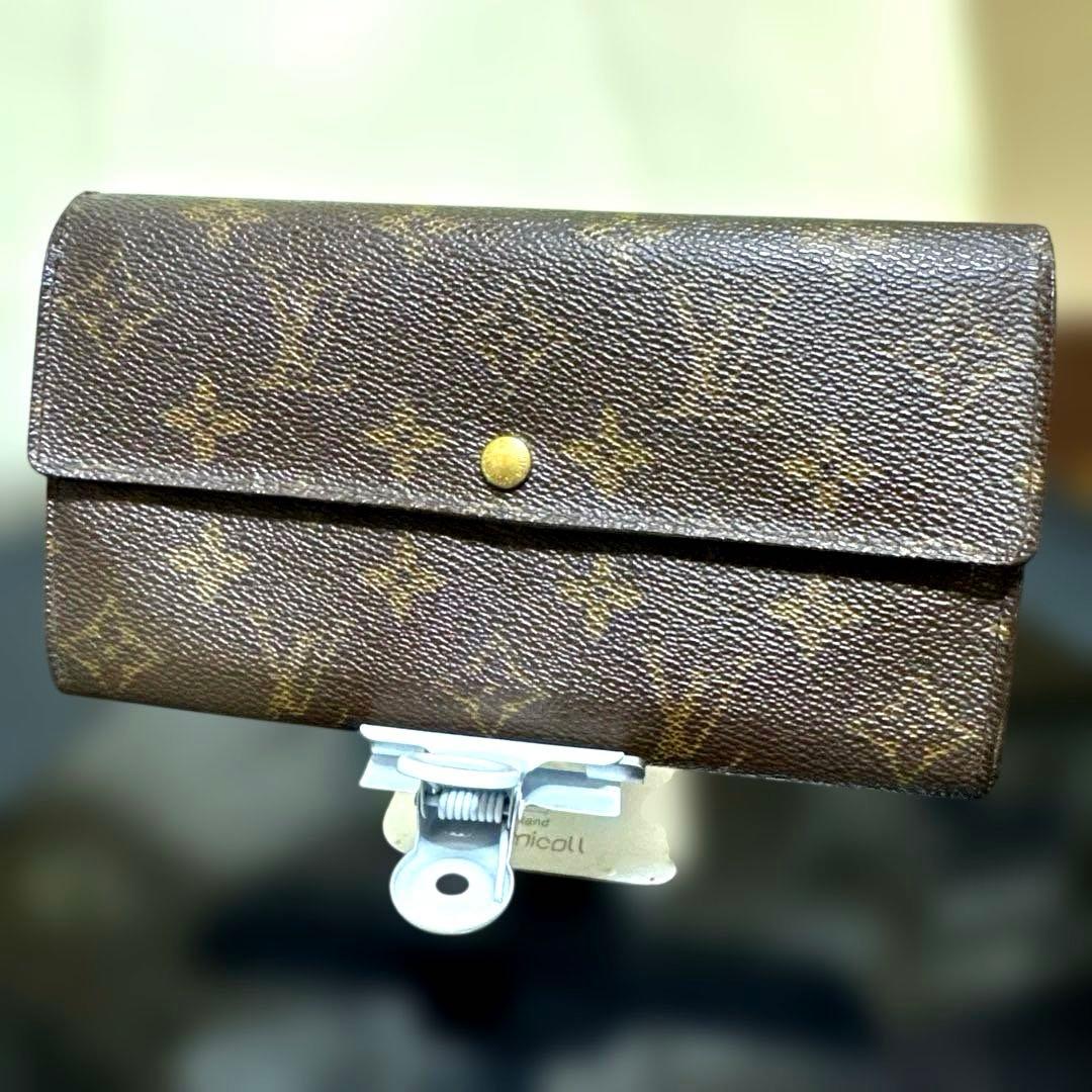 24☆良品☆カード2枚タイプ♪サラ長財布