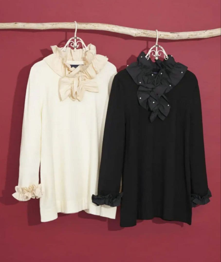 お値下げしました！ 新品未使用　エムズグレイシーフリルパールチュニック♡　42