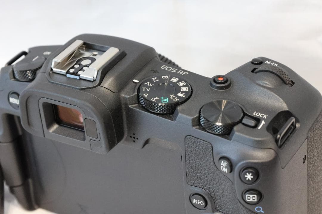 Canon ミラーレス フルサイズ EOS RP ボディ☆新級品☆極美品