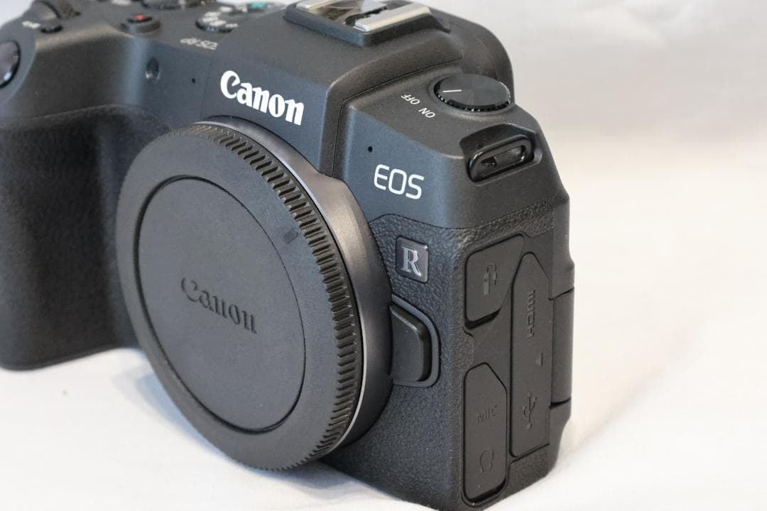 Canon ミラーレス フルサイズ EOS RP ボディ☆新級品☆極美品