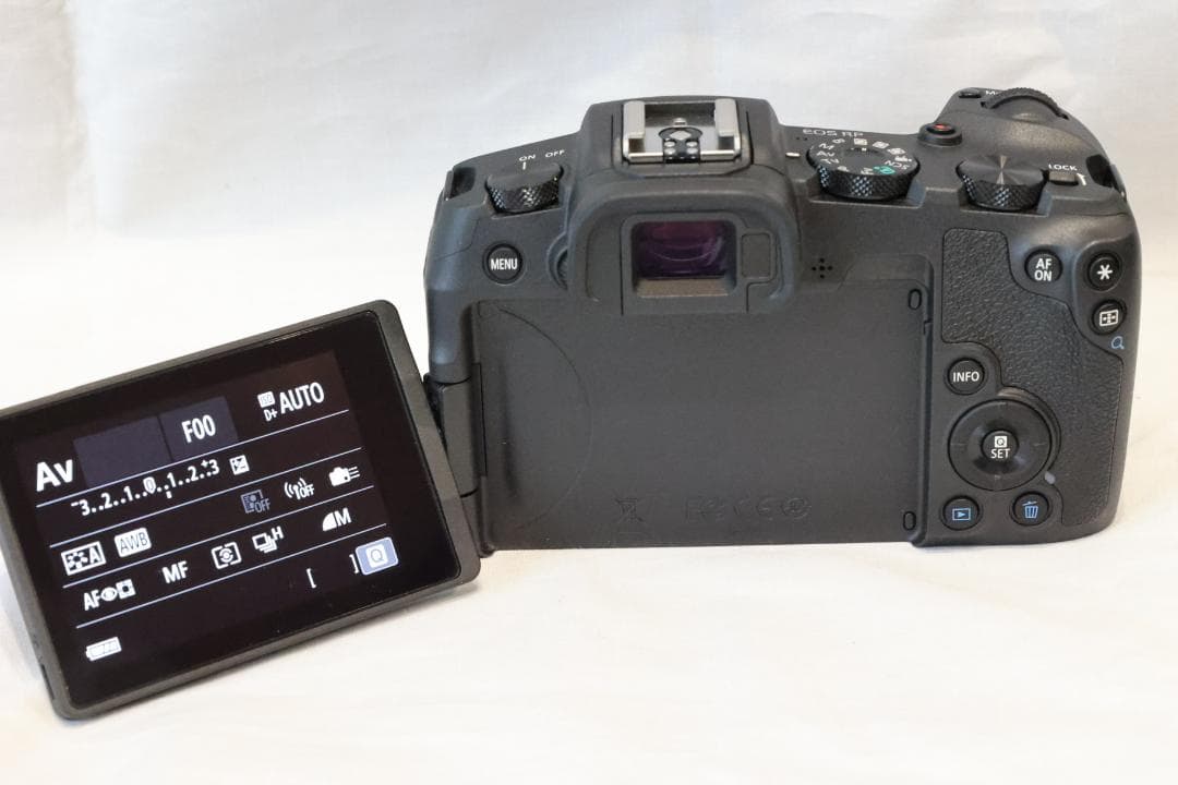 Canon ミラーレス フルサイズ EOS RP ボディ☆新級品☆極美品