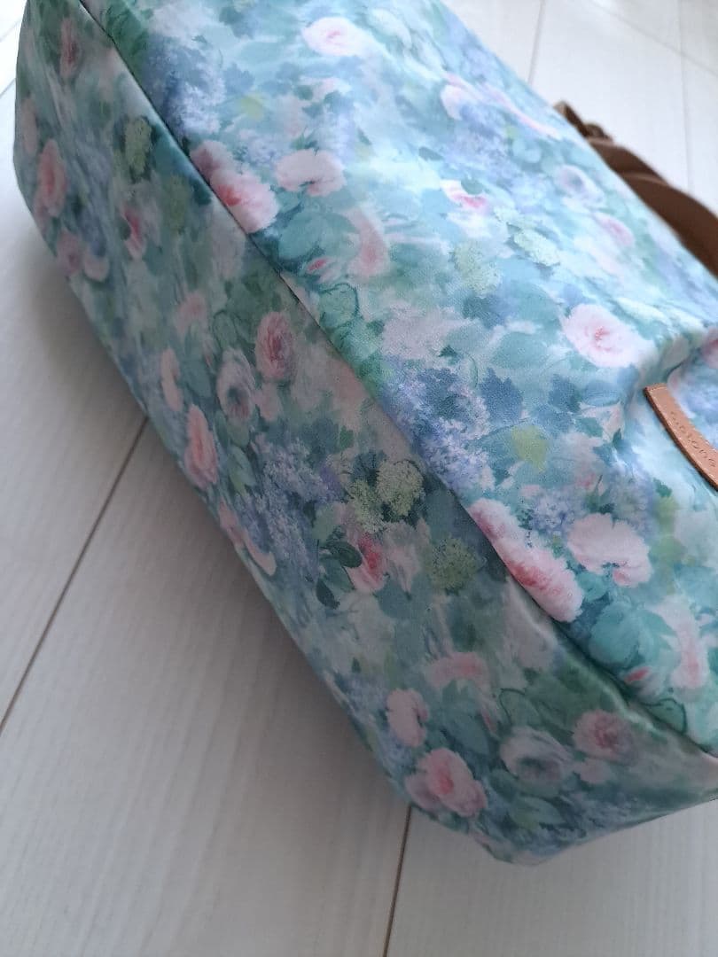 ハムステッドサマー　タック入り通勤バッグ　3共布ショルダー紐付