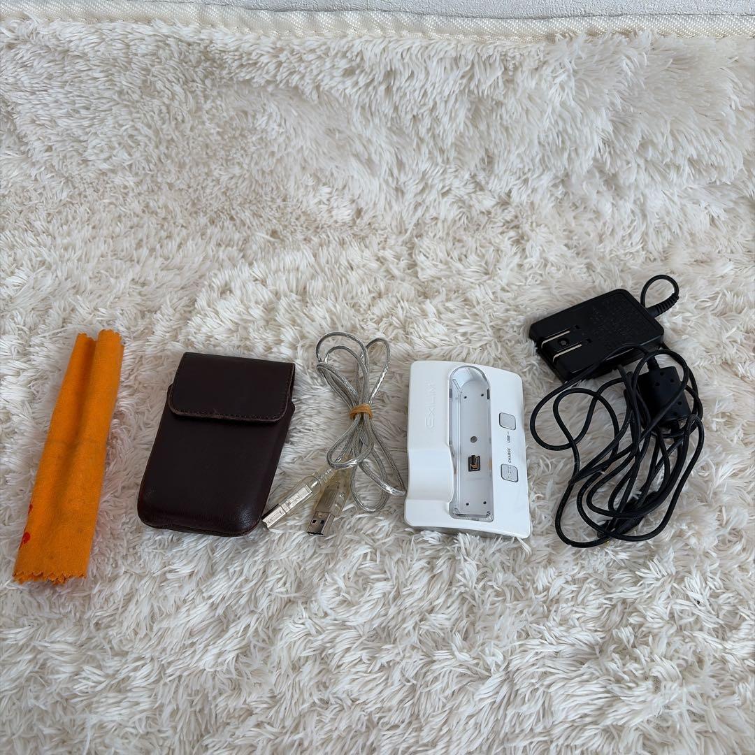 CASIO EXILIM EX-S100 デジタルカメラ　動作確認済