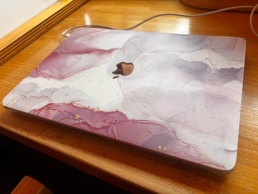 MacBook Air M1 8GB 256 バッテリー94%