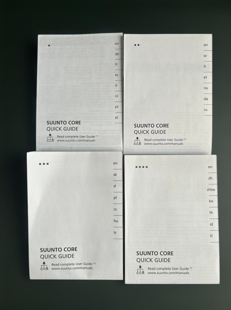 スント SUUNTO CORE アウトドア・スポーツウォッチ 交換用ストラップ付