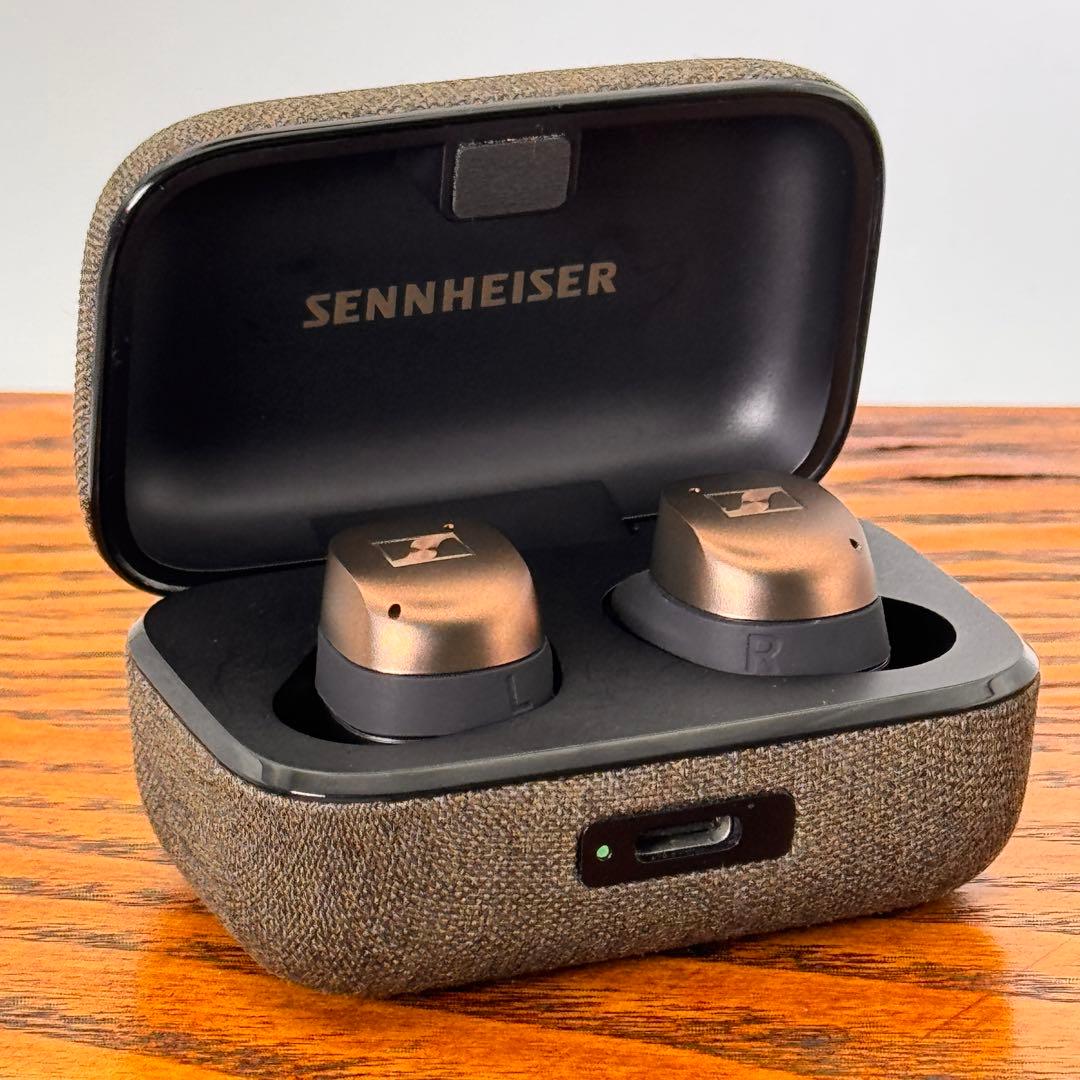 <おまけでCaseお付け> MOMENTUM True Wireless 4