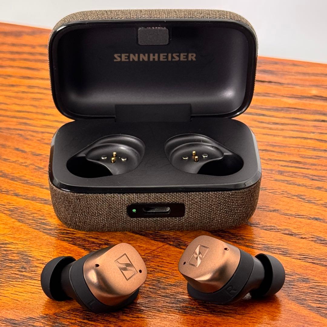 <おまけでCaseお付け> MOMENTUM True Wireless 4