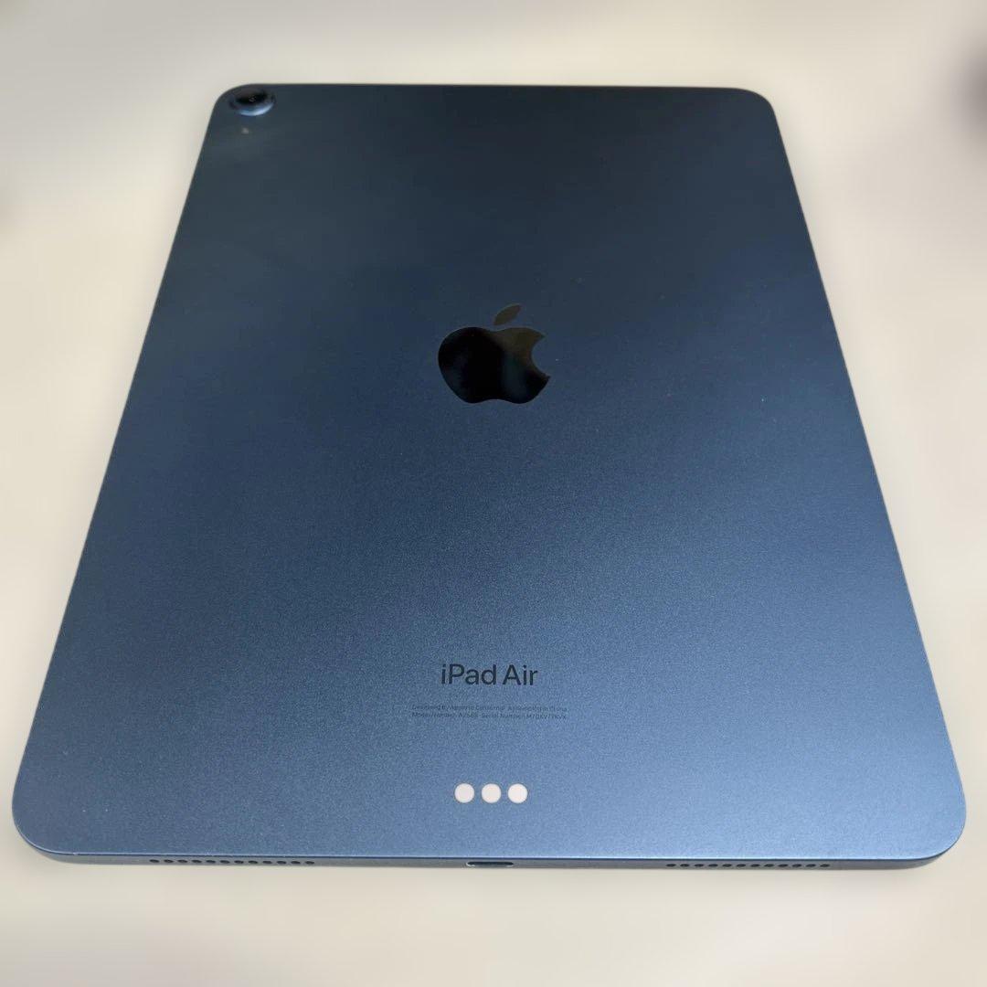 7092 【️美品】76% iPad Air 第5世代 ブルー10.9インチ