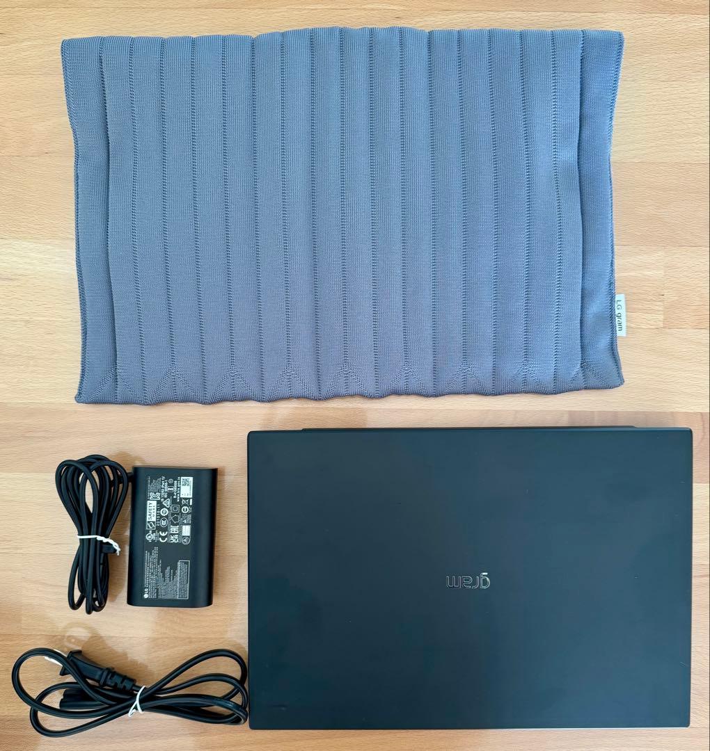 ★極上美品999g/14インチ/最大31時間/LGgram14/i5/512G