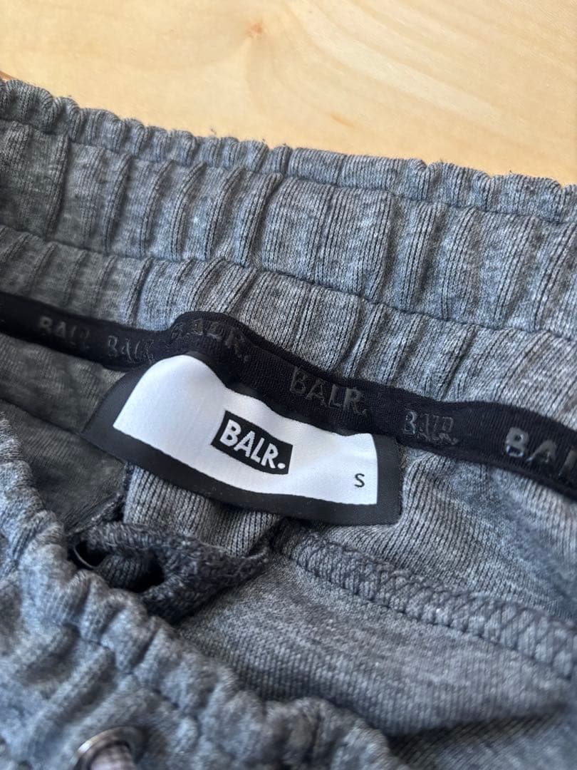 BALR. グレー スウェットセットアップ