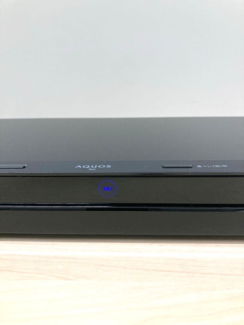 めっちゃ綺麗　シャープ　AQUOS ブルーレイ　　BD-NW 520