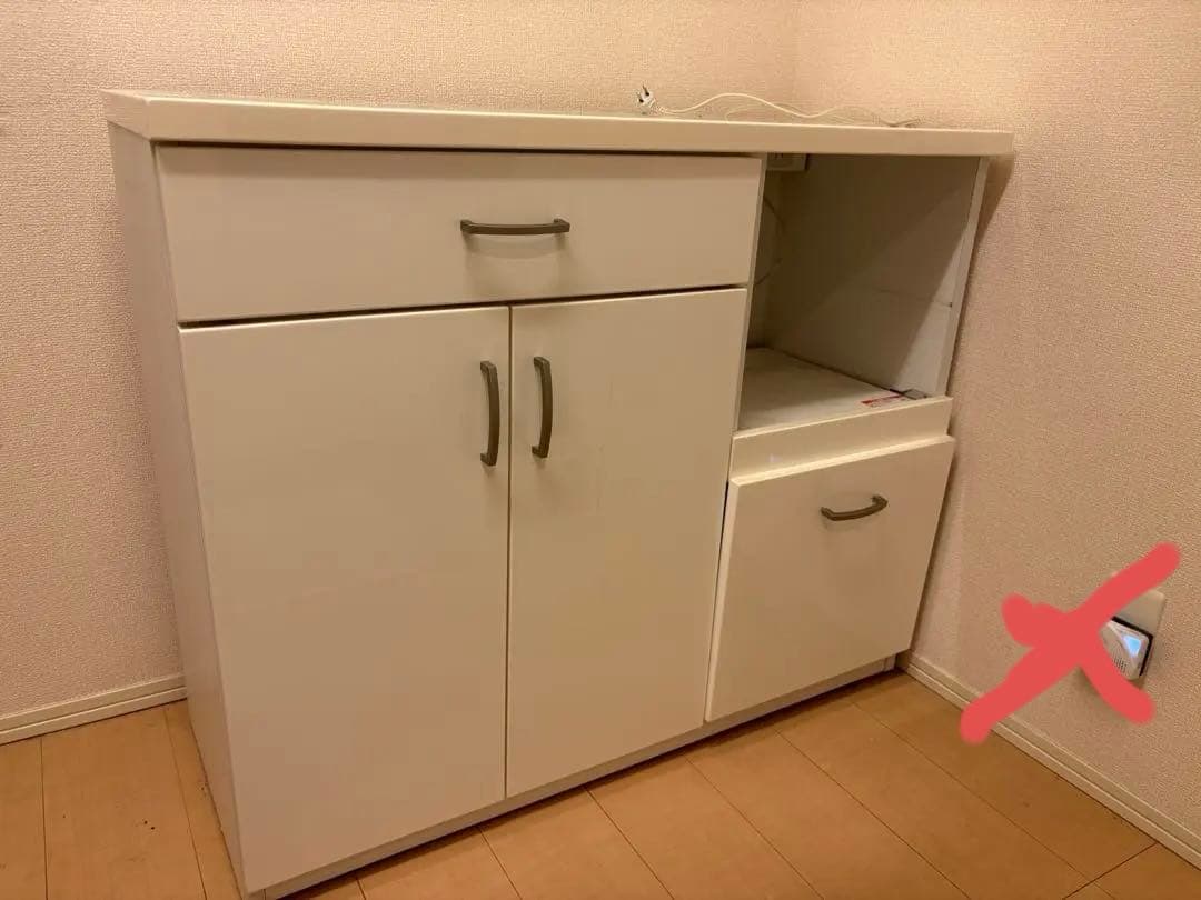 ニトリ　キッチンボード　食器棚