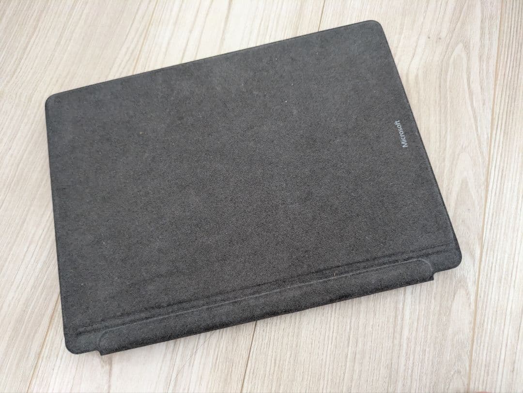 【美品】Surface pro8 キーボード ドッキングステーション付き