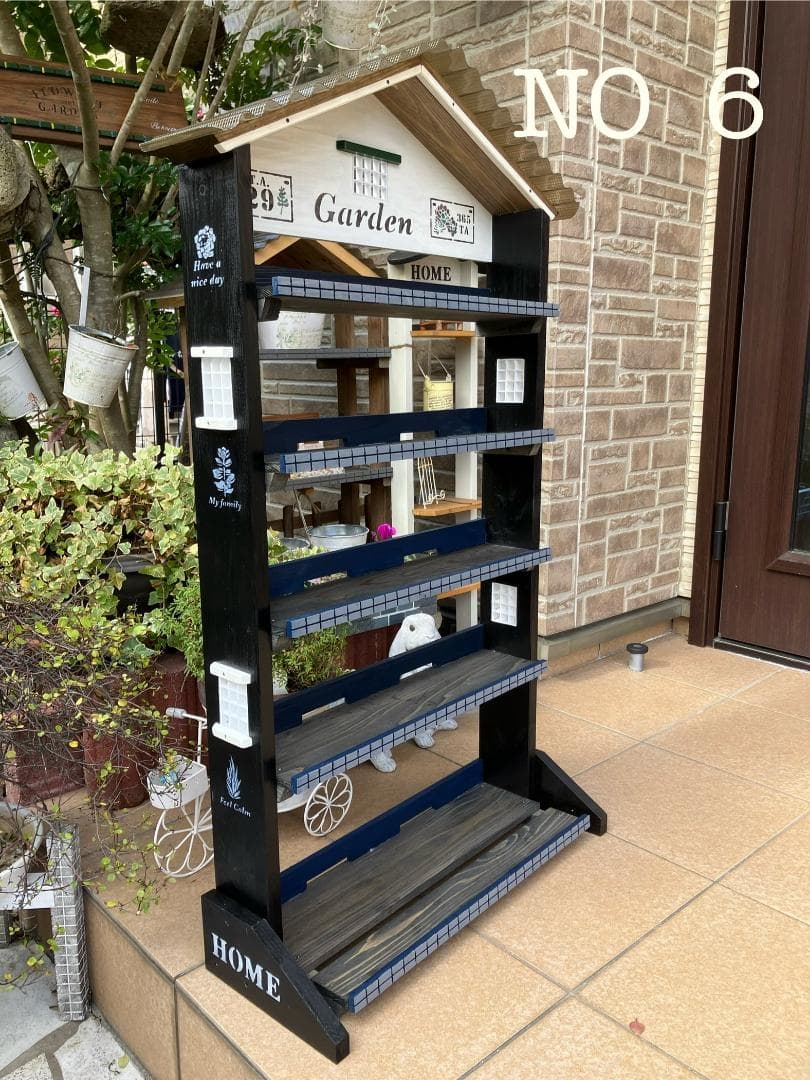 No 6　 くまおん三角お屋根の簡単移動 多肉植物棚　garden