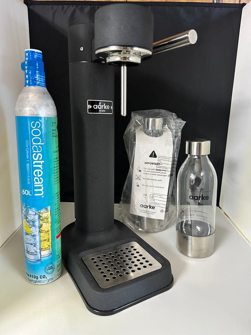 美品 AARKE アールケ Carbonator 3 炭酸水メーカー