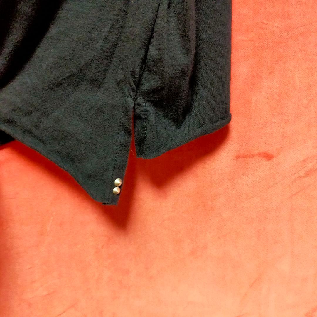 KMRii Black Shadow VネックTシャツ 変形デザイン