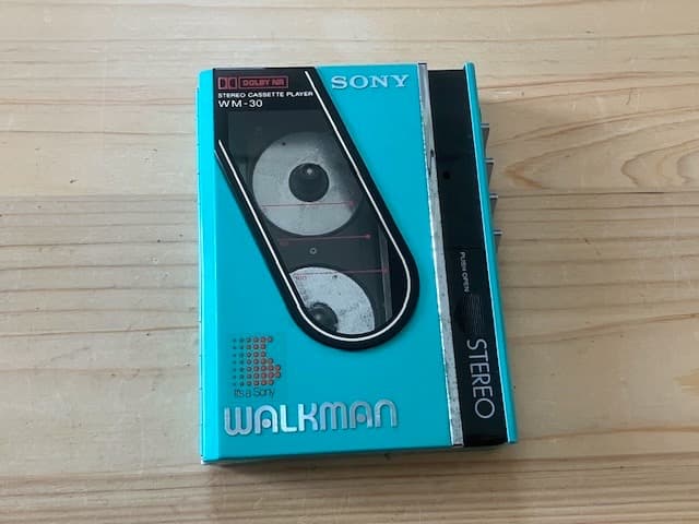 美品 高音質 整備済完全動作品 ソニー WM-30 グリーン 超レアカラー