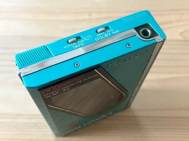 美品 高音質 整備済完全動作品 ソニー WM-30 グリーン 超レアカラー